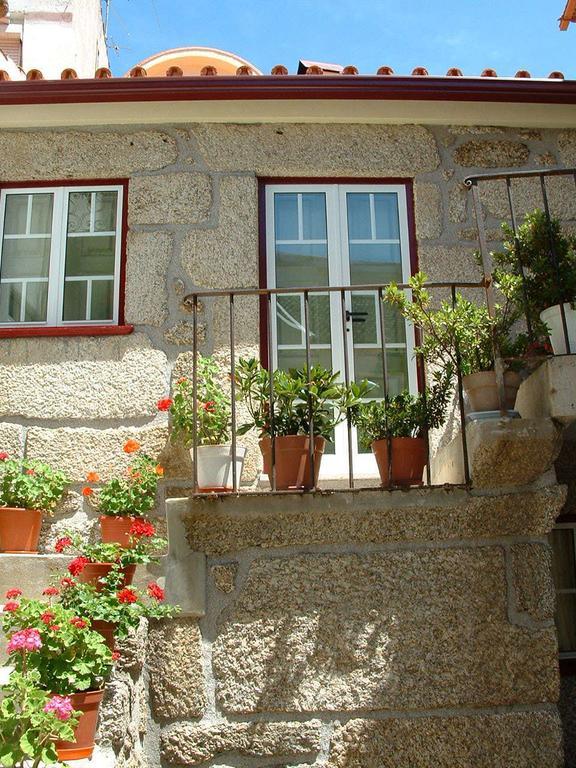 Casa Do Meio Da Vila Loriga Dış mekan fotoğraf